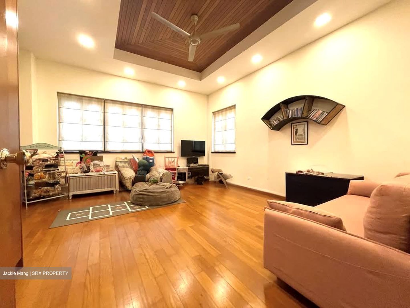 Chestnut Avenue (D23), Detached #595950281